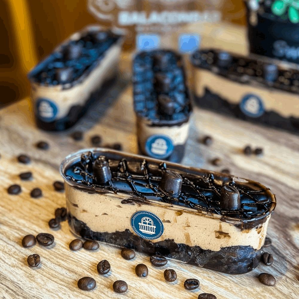 DESSERTS كوفي كيك